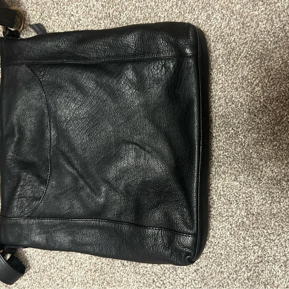 Great American leather works crossbody  purse in excellent condition - Picture 3 of 8